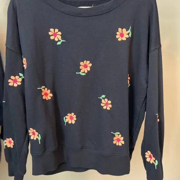 Lou & Grey Navy Sweatshirt - Picture 1 of 4